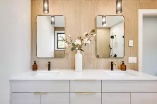 290 Watertown St, Newton, MA 02458 - Photo 19