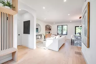 290 Watertown St, Newton, MA 02458 - Photo 3