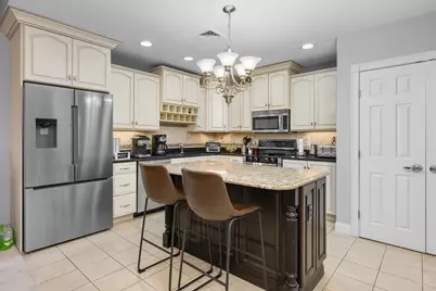 68 Center St #13, Barnstable, MA 02601 - Photo 9