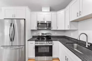 19 Dyer St, Rockland, MA 02370 - Photo 7