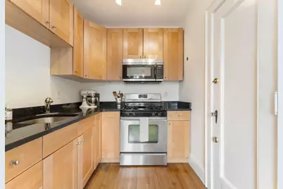 20 Concord Ave #6, Cambridge, MA 02138 - Photo 7