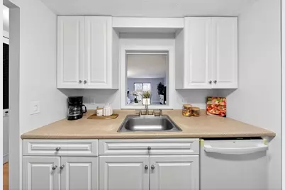 55 Greentree Ln #47, Weymouth, MA 02190 - Photo 5