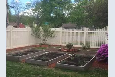 633 Saw Mill Brook Pkwy, Newton, MA 02459 - Photo 15