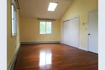 633 Saw Mill Brook Pkwy, Newton, MA 02459 - Photo 11