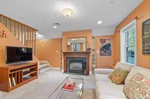 7 Brooksbie Rd, Bedford, MA 01730 - Photo 17