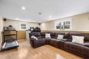 93 Patricia Ln, Weymouth, MA 02190 - Photo 25