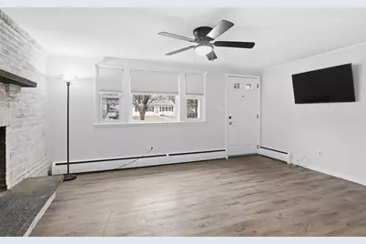 41 Lorchris St, Leominster, MA 01453 - Photo 5