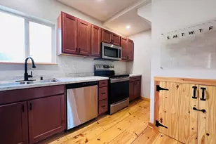 88 Miller St, Middleborough, MA 02346 - Photo 5