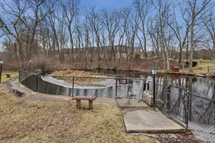 9 Shadowbrook Ln, Milford, MA 01757 - Photo 25