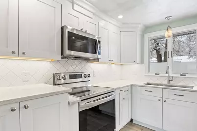 21 Ellen Rd, Brockton, MA 02302 - Photo 5