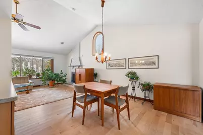 90 Sunnyside Ave, Reading, MA 01867 - Photo 9