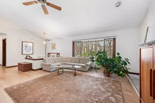 90 Sunnyside Ave, Reading, MA 01867 - Photo 7