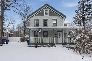 10 Franklin St, Medway, MA 02053 - Photo 1