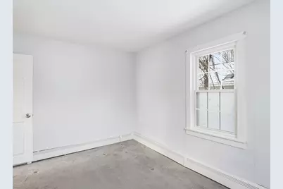 10 Franklin St, Medway, MA 02053 - Photo 31