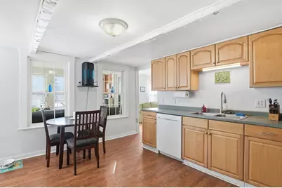 10 Franklin St, Medway, MA 02053 - Photo 9