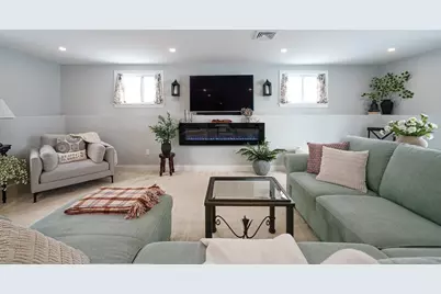 10 Yale Dr, Milford, MA 01757 - Photo 29