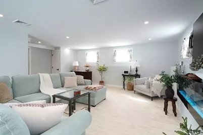 10 Yale Dr, Milford, MA 01757 - Photo 31