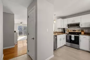 28 Key St, Millis, MA 02054 - Photo 5