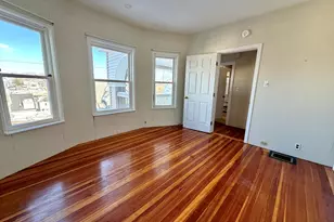 21 Oakland Ave, Everett, MA 02149 - Photo 17