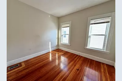 21 Oakland Ave #2, Everett, MA 02149 - Photo 11