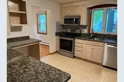 2 Marigold Ave #0, Wellesley, MA 02482 - Photo 3