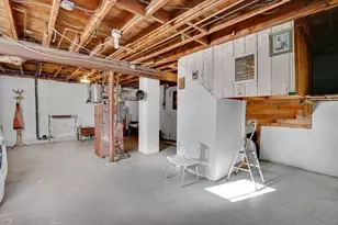 240 Morton St, West Springfield, MA 01089 - Photo 35