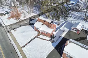 240 Morton St, West Springfield, MA 01089 - Photo 9