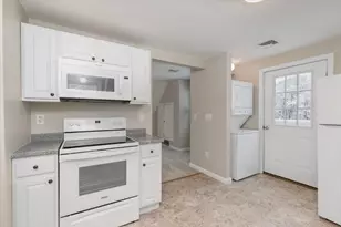 201 Broadway, Haverhill, MA 01832 - Photo 9