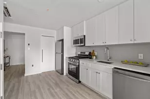602 Canterbury, Boston, MA 02131 - Photo 9