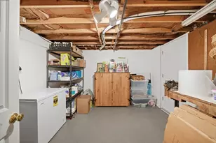 85 Red Fox Dr, Agawam, MA 01030 - Photo 23