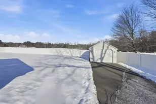 85 Red Fox Dr, Agawam, MA 01030 - Photo 27