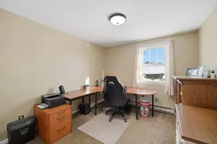 85 Red Fox Dr, Agawam, MA 01030 - Photo 19