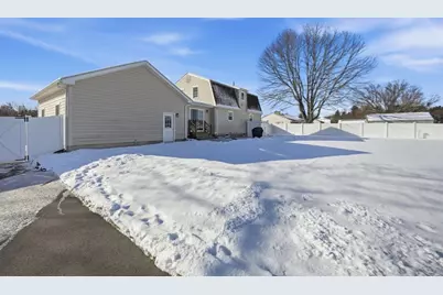 85 Red Fox Dr, Agawam, MA 01030 - Photo 29