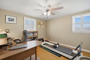 85 Red Fox Dr, Agawam, MA 01030 - Photo 11