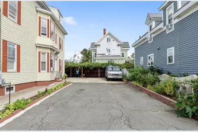 13 Jacobs #1, Peabody, MA 01960 - Photo 3