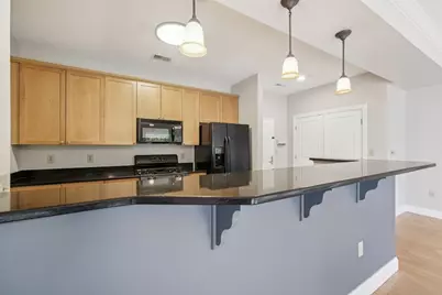 527 Pawtucket #207, Lowell, MA 01854 - Photo 9