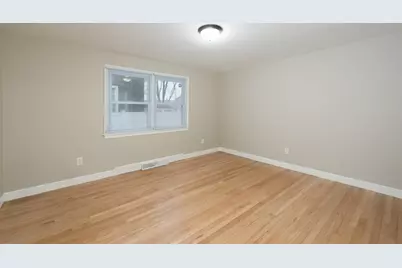 20 Ruskin Avenue, Methuen, MA 01844 - Photo 11