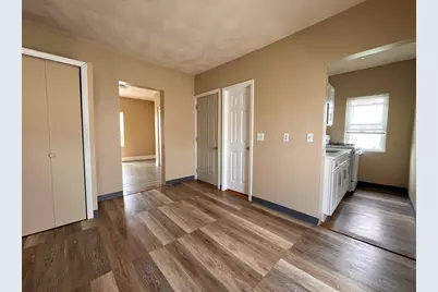 25 Oakland Ave #3R, Everett, MA 02149 - Photo 3