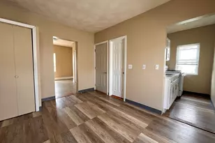 25 Oakland Ave, Everett, MA 02149 - Photo 3