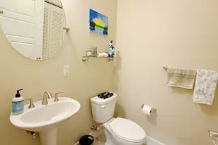 54 Loomis St, Bedford, MA 01730 - Photo 5