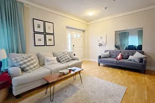 54 Loomis St, Bedford, MA 01730 - Photo 3