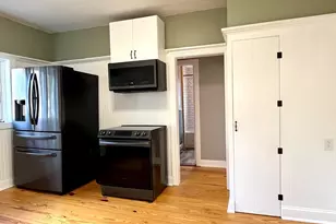 5 Maple Ave, Oxford, MA 01537 - Photo 9