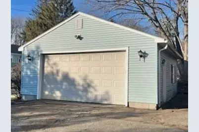 5 Maple Ave, Oxford, MA 01537 - Photo 3