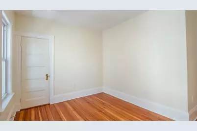 32 Robinson St #1, Boston, MA 02122 - Photo 19