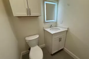 8 Avon St, Revere, MA 02151 - Photo 5