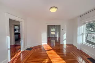 1146 Chestnut St, Newton, MA 02464 - Photo 7