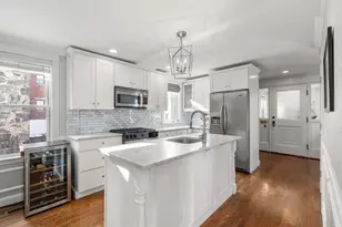 19 N Mead St, Boston, MA 02129 - Photo 5