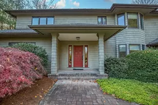 70 Tennyson Dr, Longmeadow, MA 01106 - Photo 3