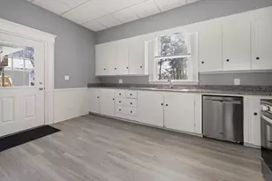 275 Market St, Rockland, MA 02370 - Photo 5