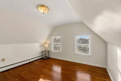 28 Liberty St, Lowell, MA 01851 - Photo 15